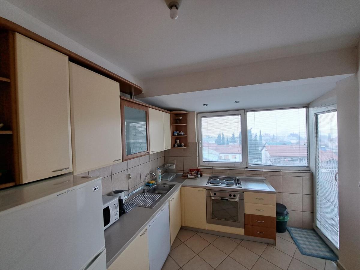 Skopje Panorama Apartment Bagian luar foto